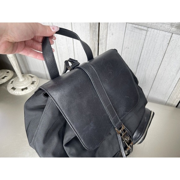 Authentic GUCCI Backpack Bag Black Leather Nylon Printed Logo Silver Metal - Picture 10 of 11